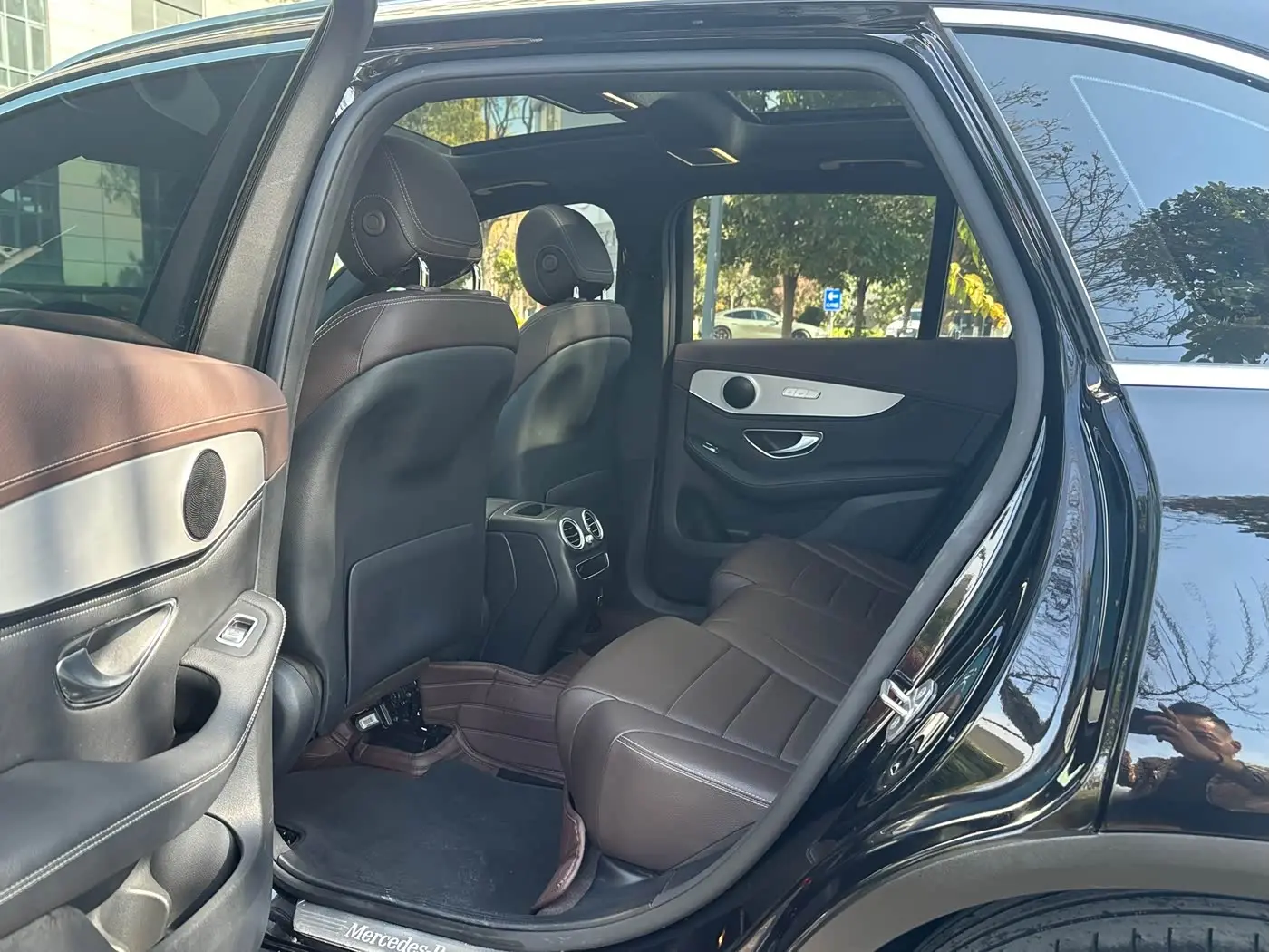 Mercedes-Benz GLC 2020 — Photo 8/12