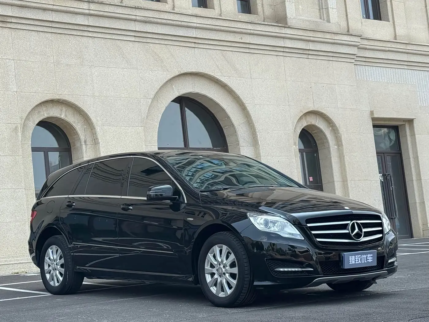 Mercedes-Benz R-Class 2018 — Photo 3/20