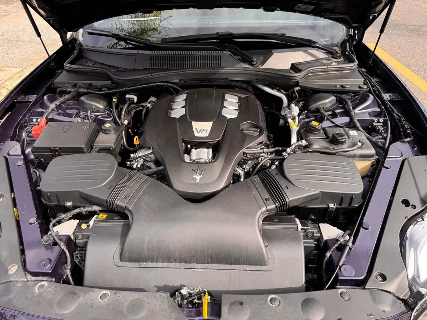 Maserati Quattroporte 2015 — ფოტო 18/20
