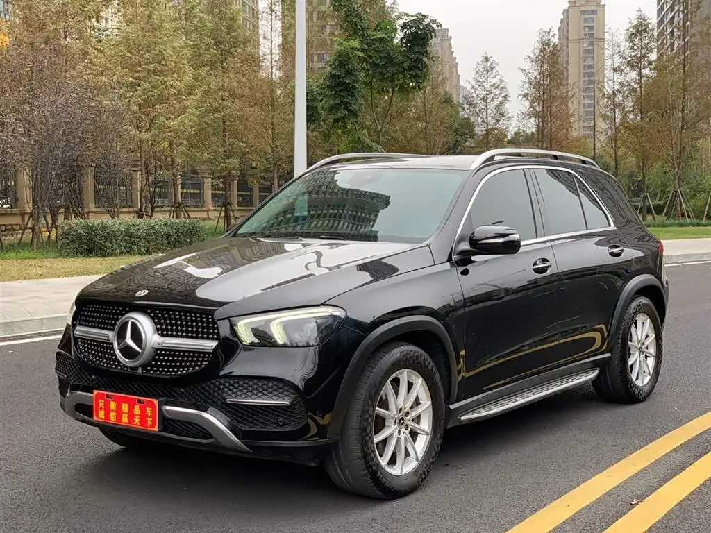 Mercedes-Benz GLE 2021 — Photo 1/20