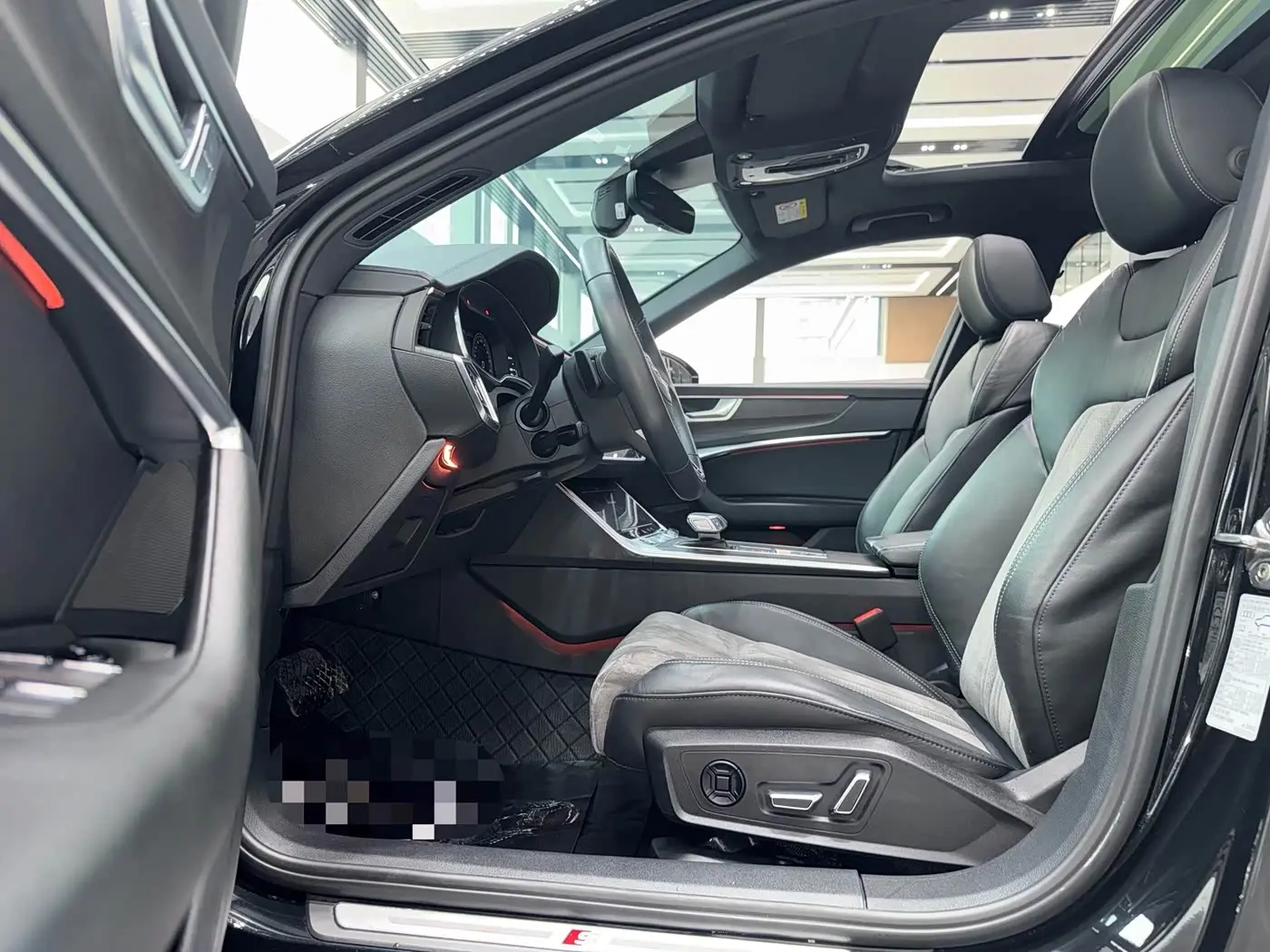 Audi A6L 2023 — ფოტო 3/13