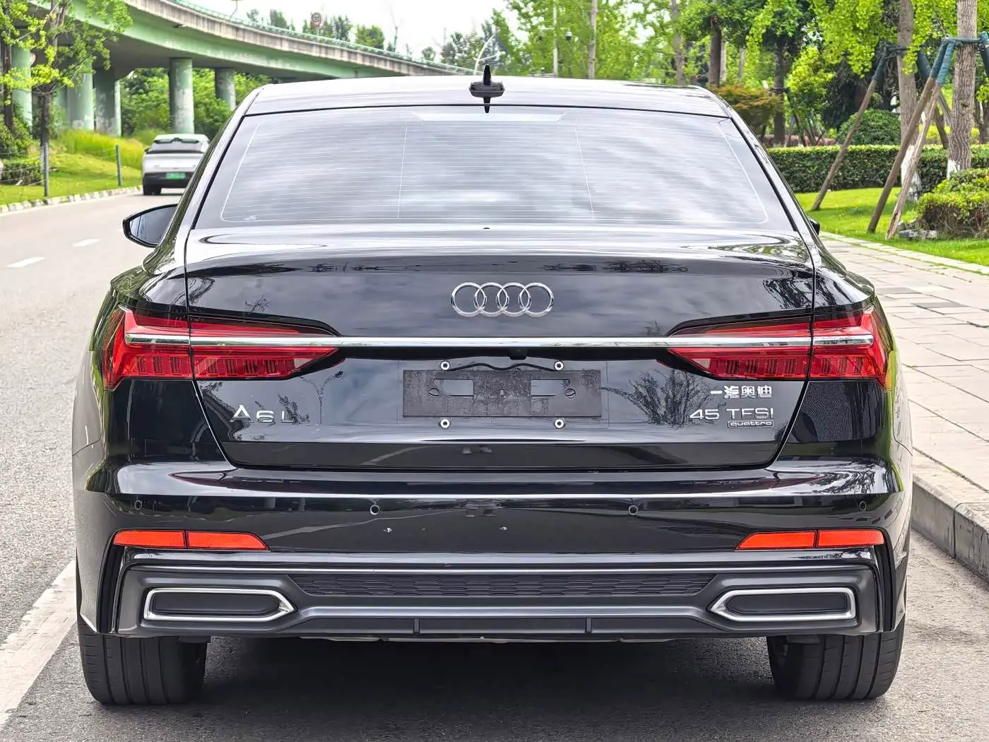 Audi A6L 2022 — Photo 8/8