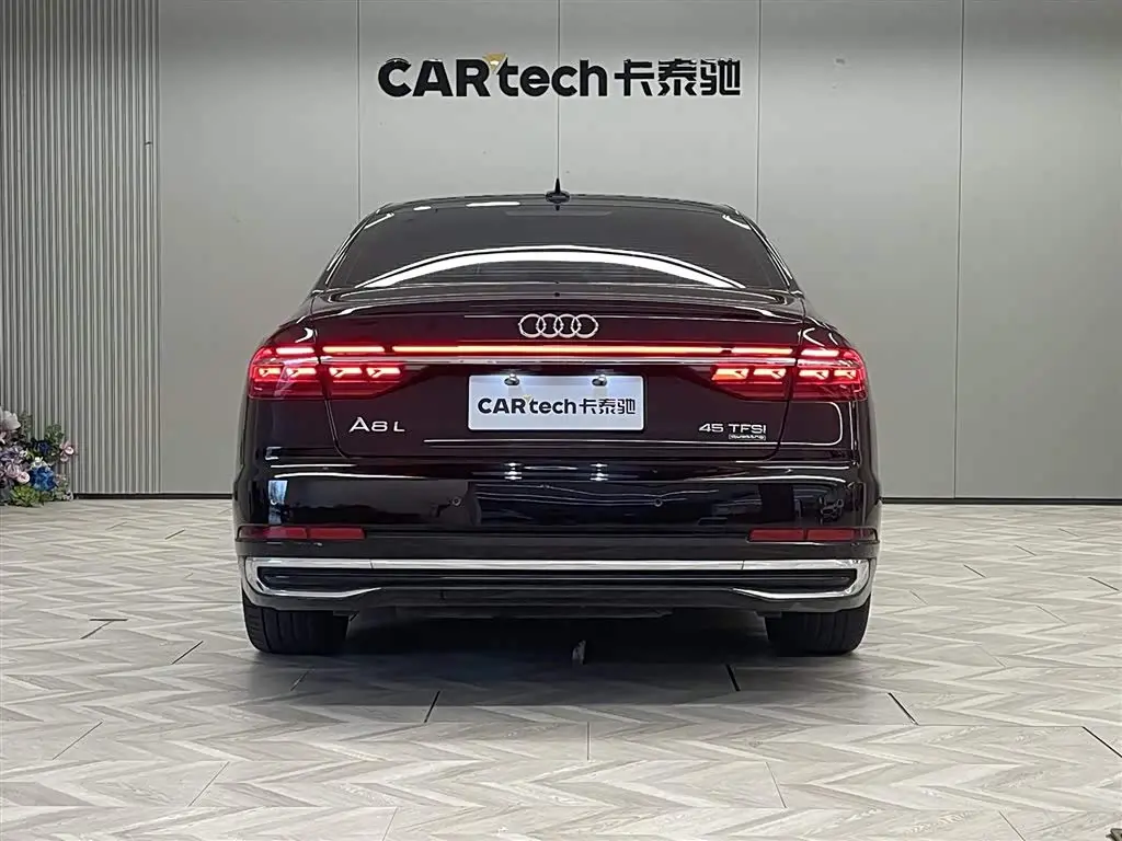Audi A8 2023 — Photo 6/20