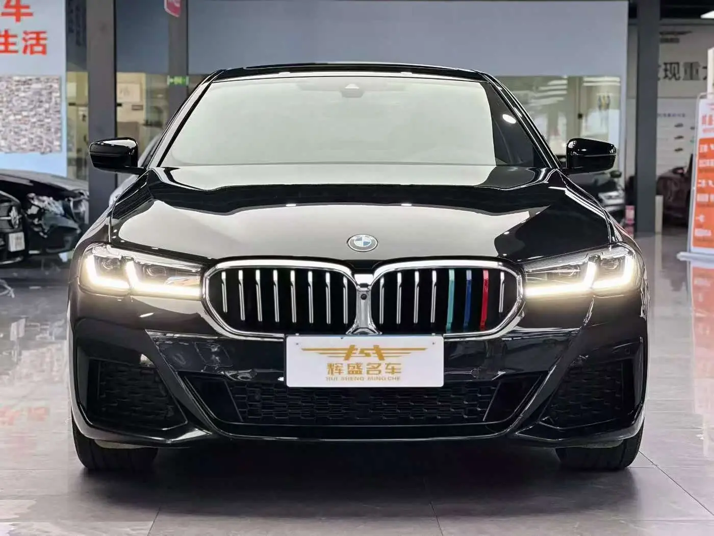 BMW 5 Series 2023 — Şəkil 2/9