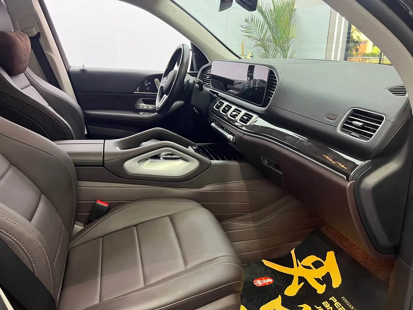 Mercedes-Benz GLE 2023 — Фото 14/17