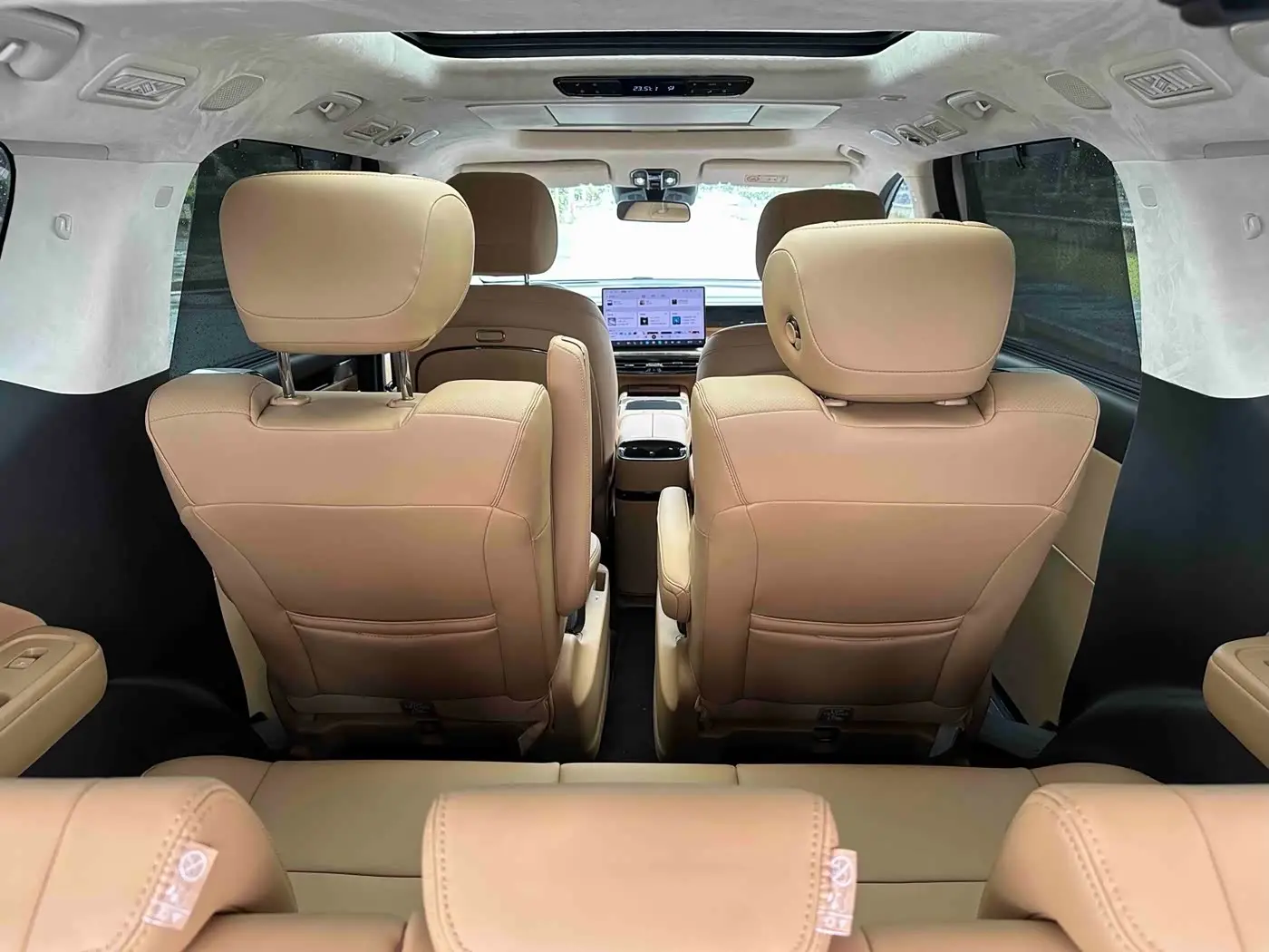 GAC Trumpchi Trumpchi E8 NEV 2026 — Photo 6/10