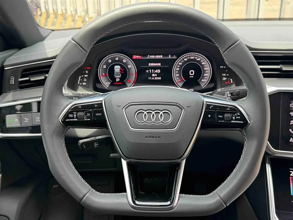 Audi A7L 2023 — Photo 6/18