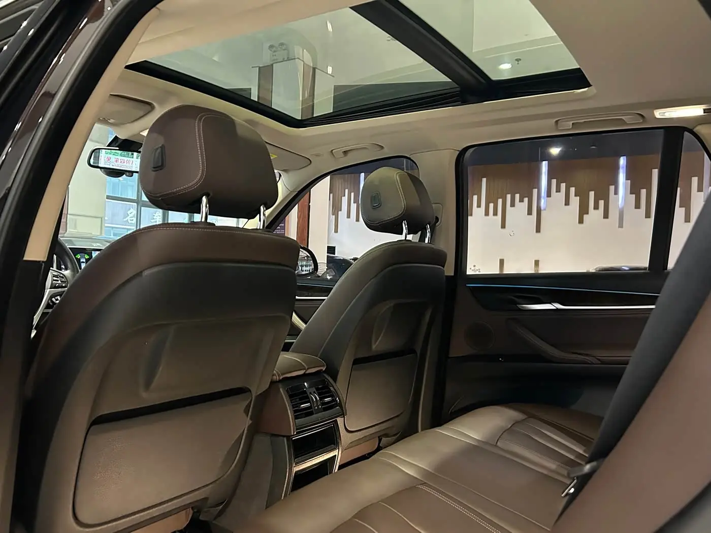 BMW X5 2018 — Photo 18/20