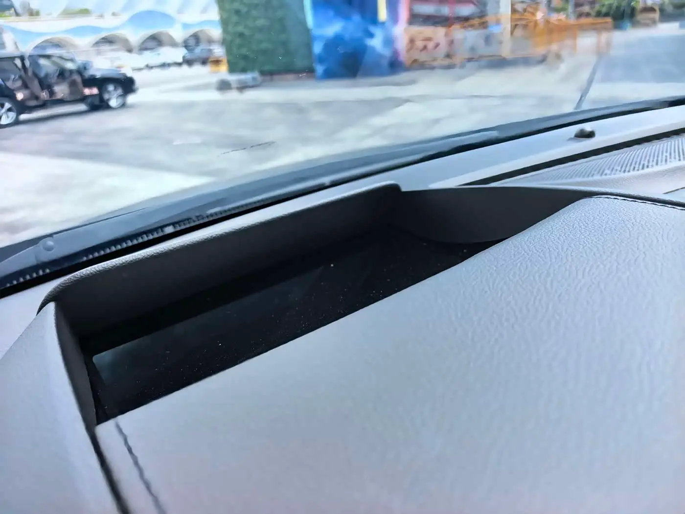 Buick GL8 2020 — ფოტო 18/20