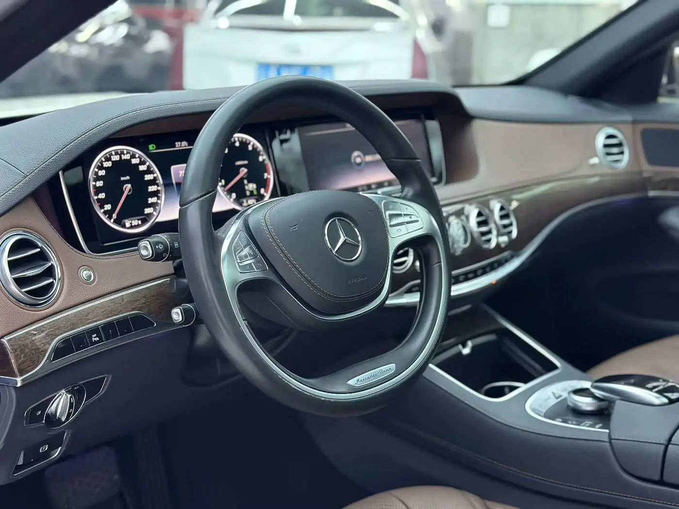 Mercedes-Benz S-Class 2015 — Фото 7/9