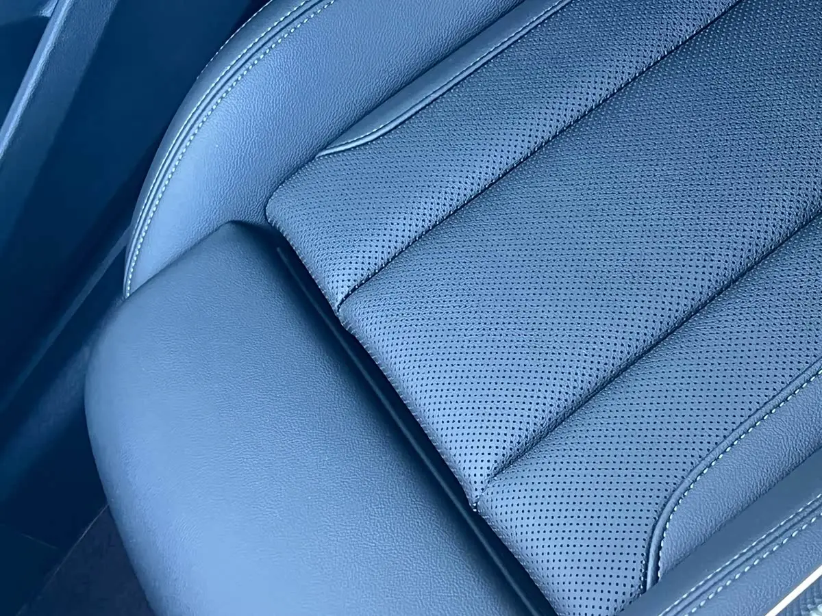 BMW 4 Series 2022 — Photo 10/15