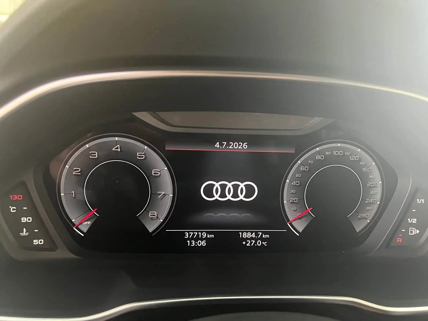 Audi Q3 2023 — Şəkil 14/19