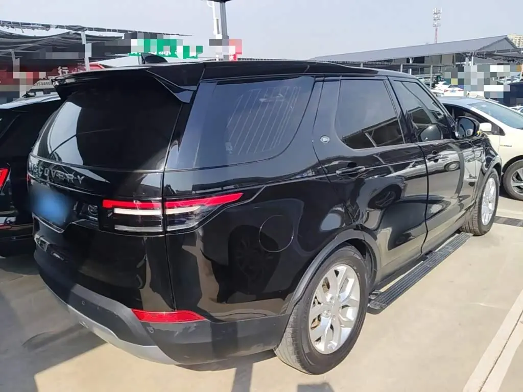 Land Rover Discovery 2019 — Фото 7/20