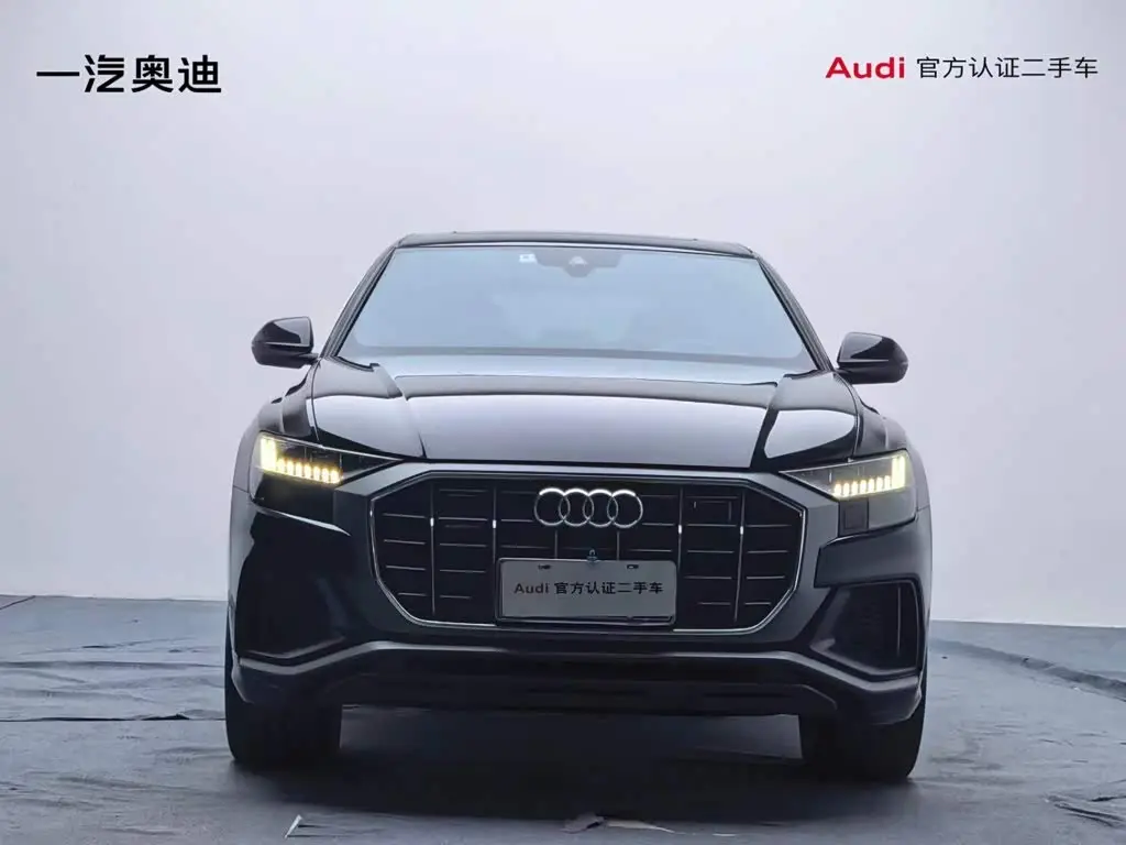 Audi Q8 2021 — Photo 3/20