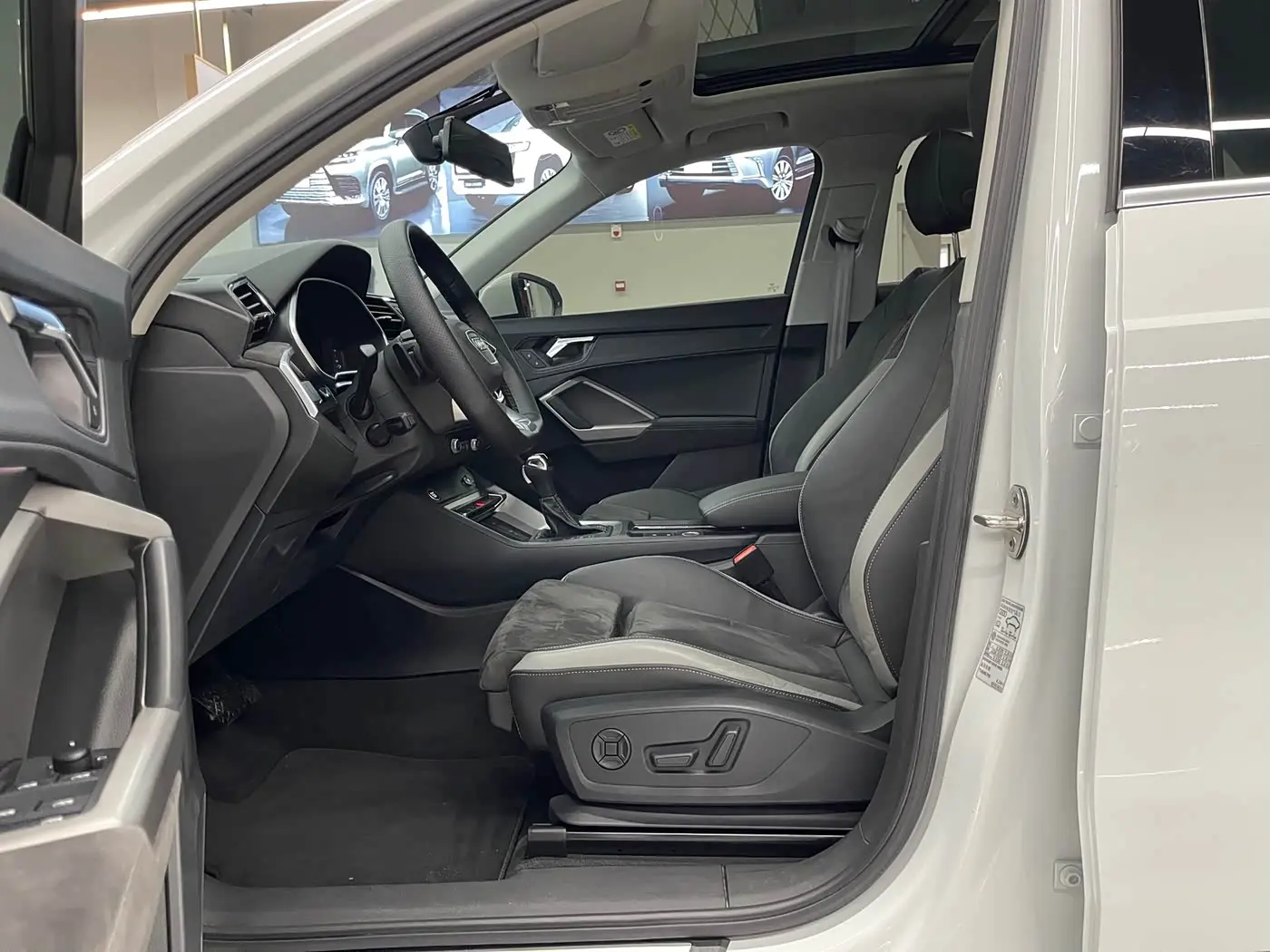Audi Q3 2022 — Şəkil 8/20