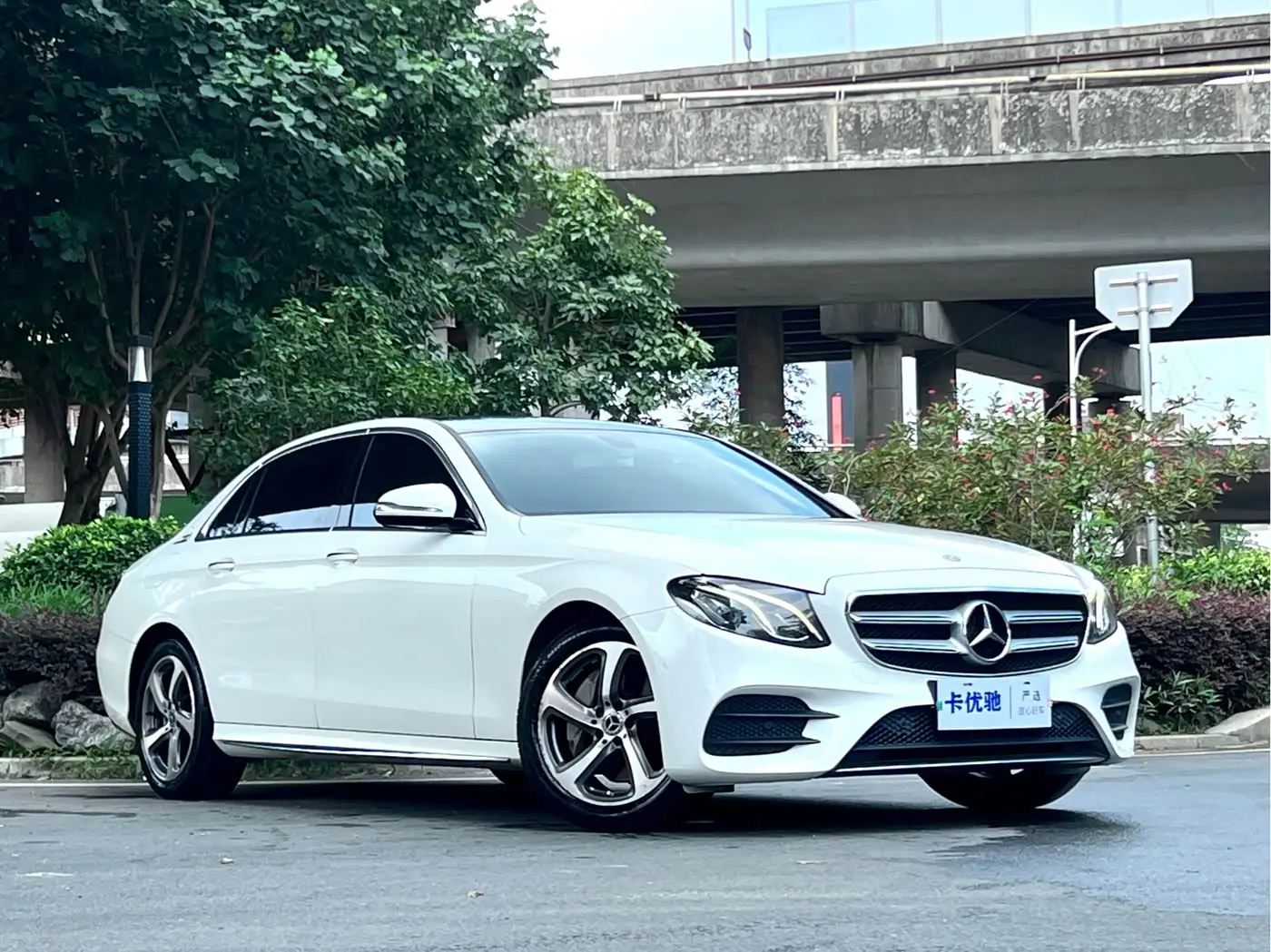 Mercedes-Benz E-Class 2018 — Фото 6/20