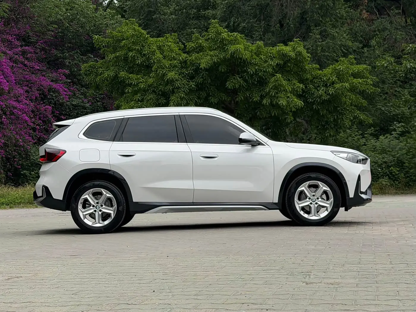 BMW X1 2023 — Photo 7/20