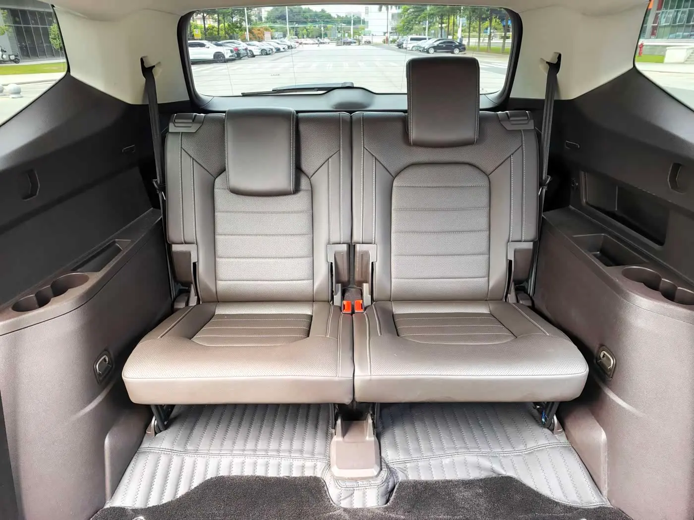 Volkswagen Teramont 2018 — Şəkil 10/20