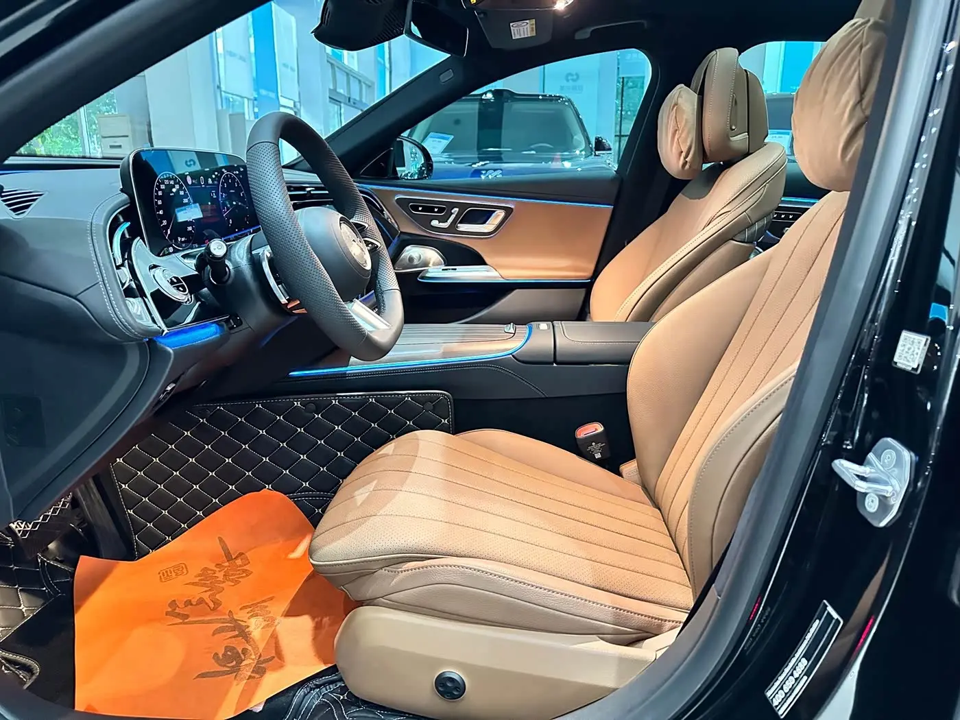 Mercedes-Benz E-Class 2026 — Photo 8/20