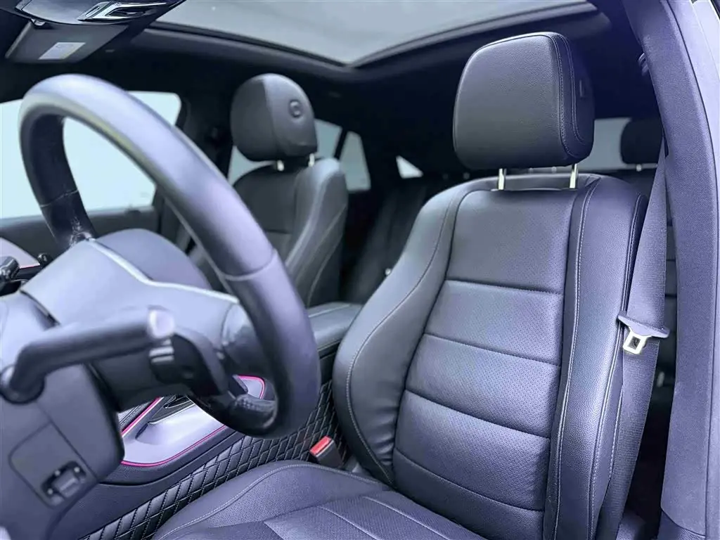Mercedes-Benz GLE 2021 — Photo 5/20