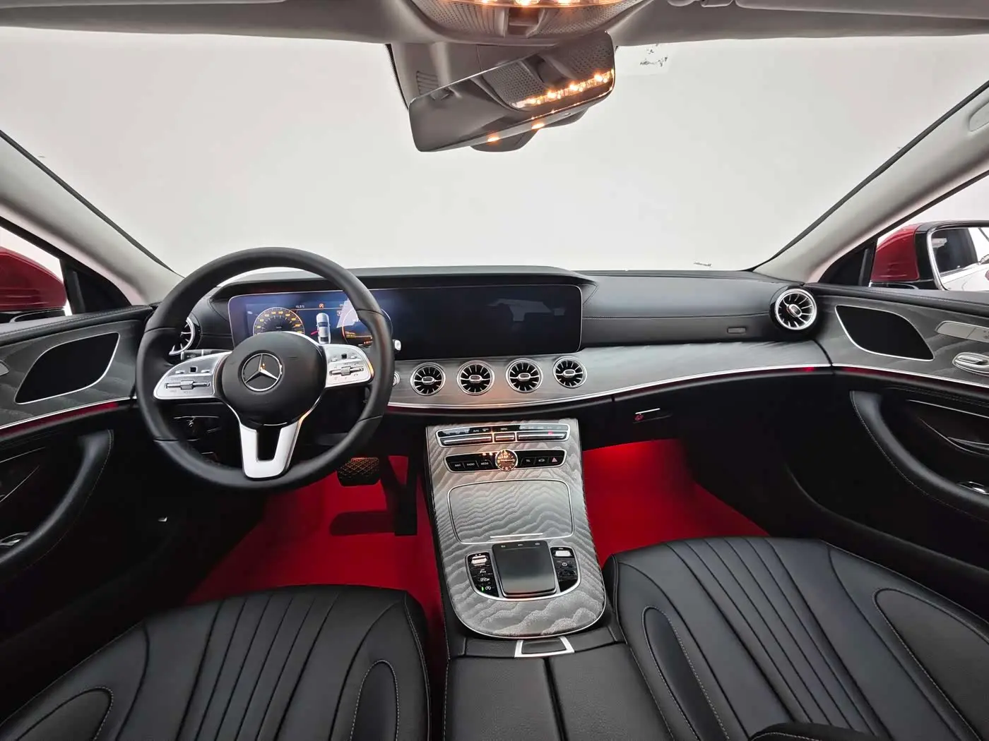 Mercedes-Benz CLS 2019 — Photo 9/20