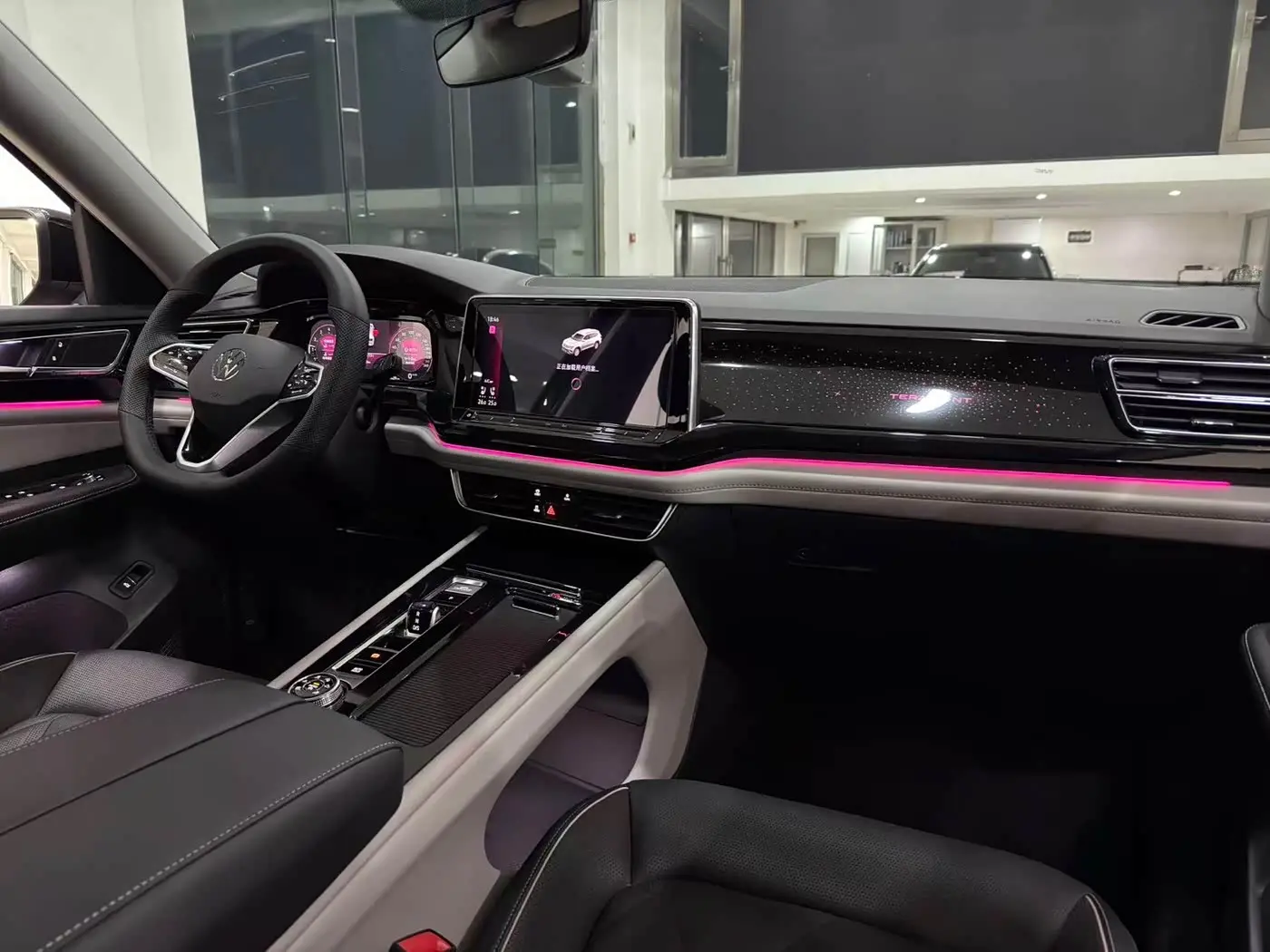 Volkswagen Teramont 2024 — Photo 12/20