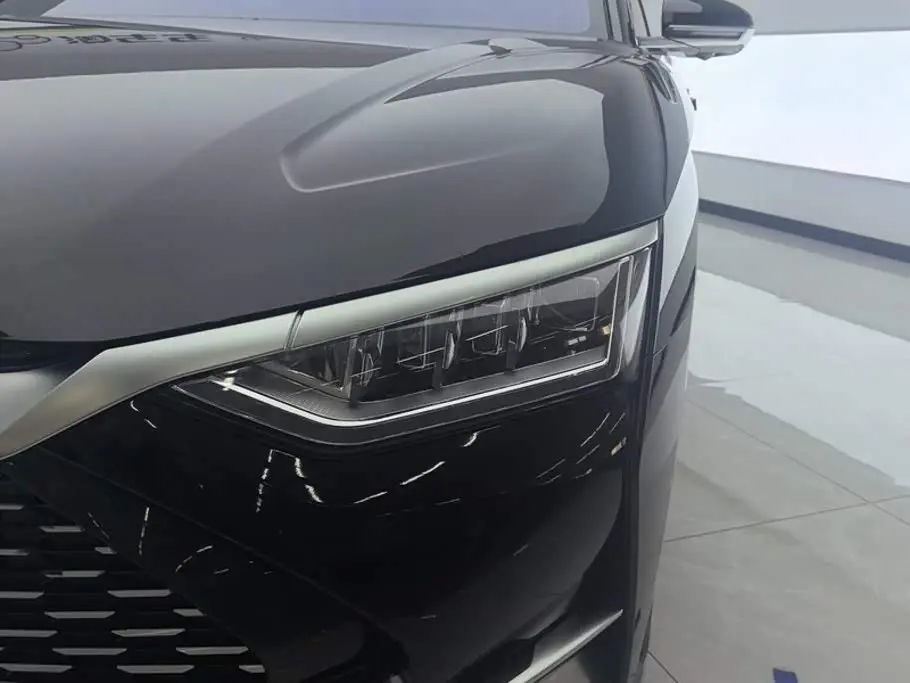 BYD Han 2022 — Photo 5/16