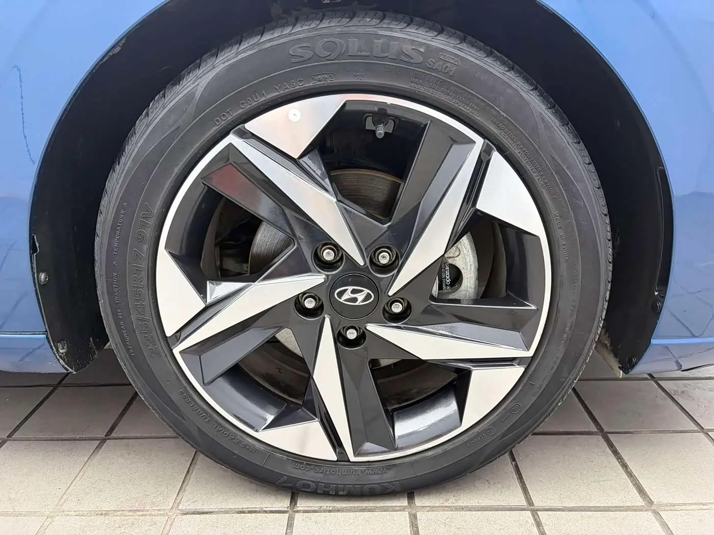 Hyundai Elantra 2022 — Фото 20/20