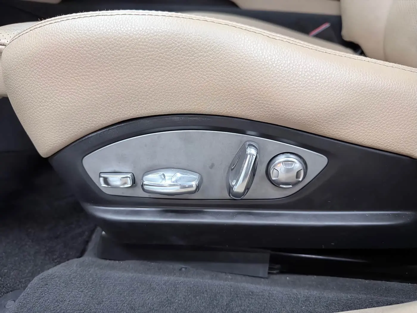 Porsche Panamera 2013 — Photo 7/20