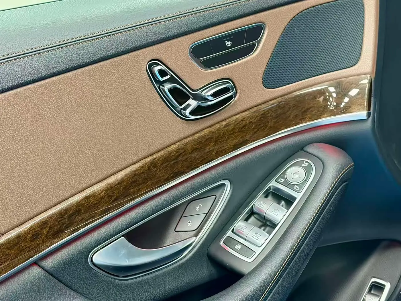 Mercedes-Benz S-Class 2015 — Фото 13/19