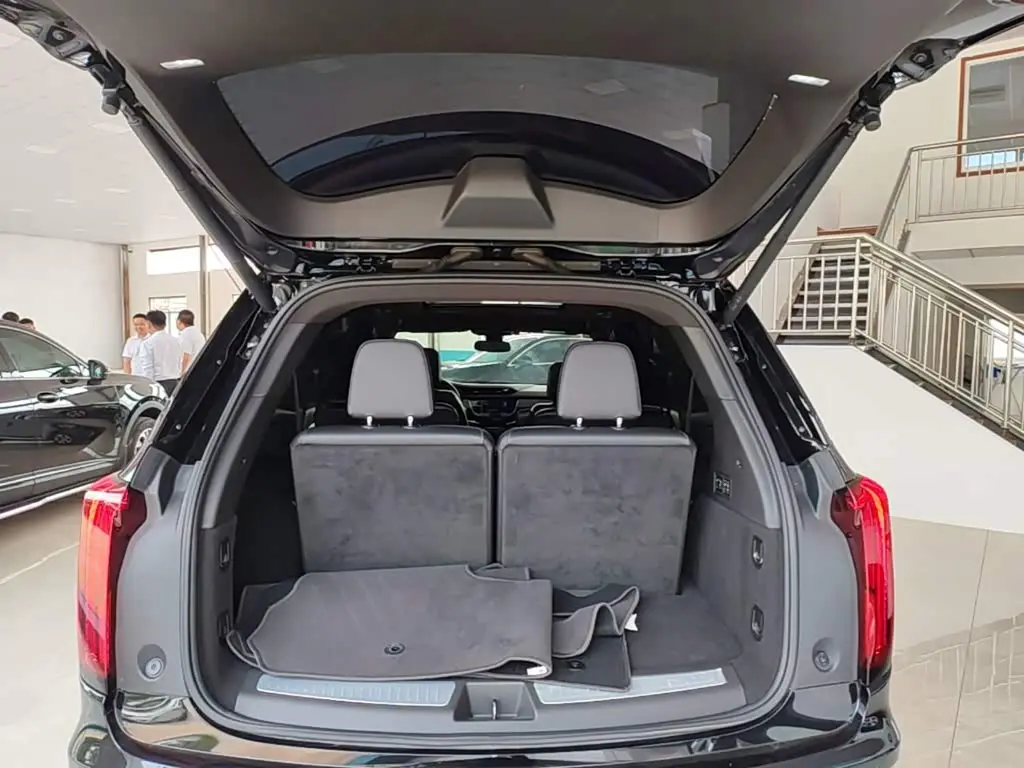 Cadillac XT6 2021 — Şəkil 19/20