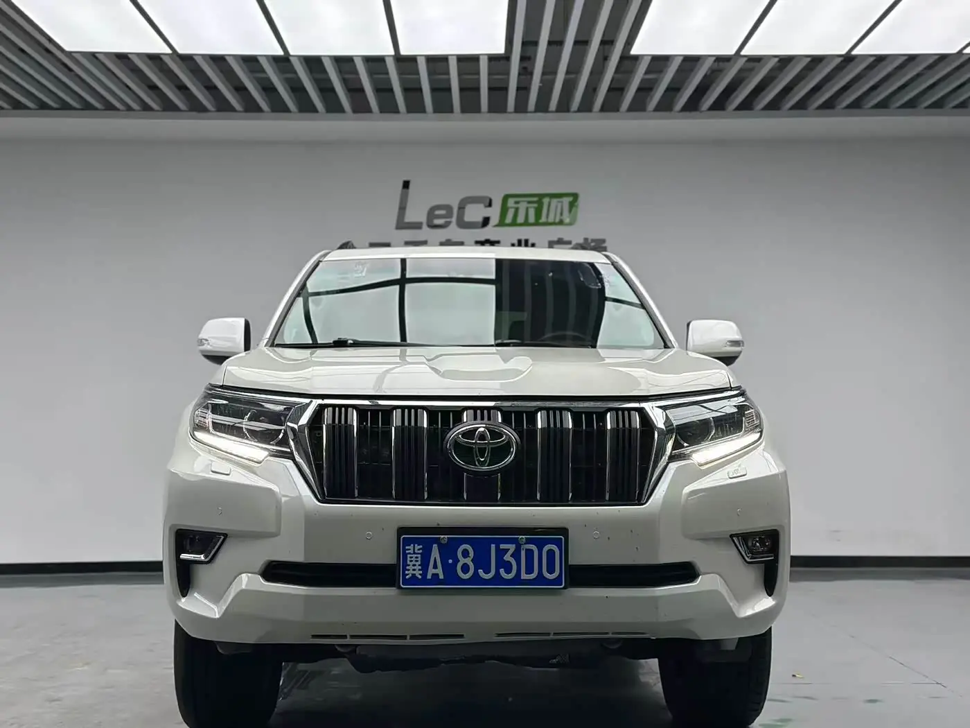 Toyota Prado 2019 — Фото 2/15