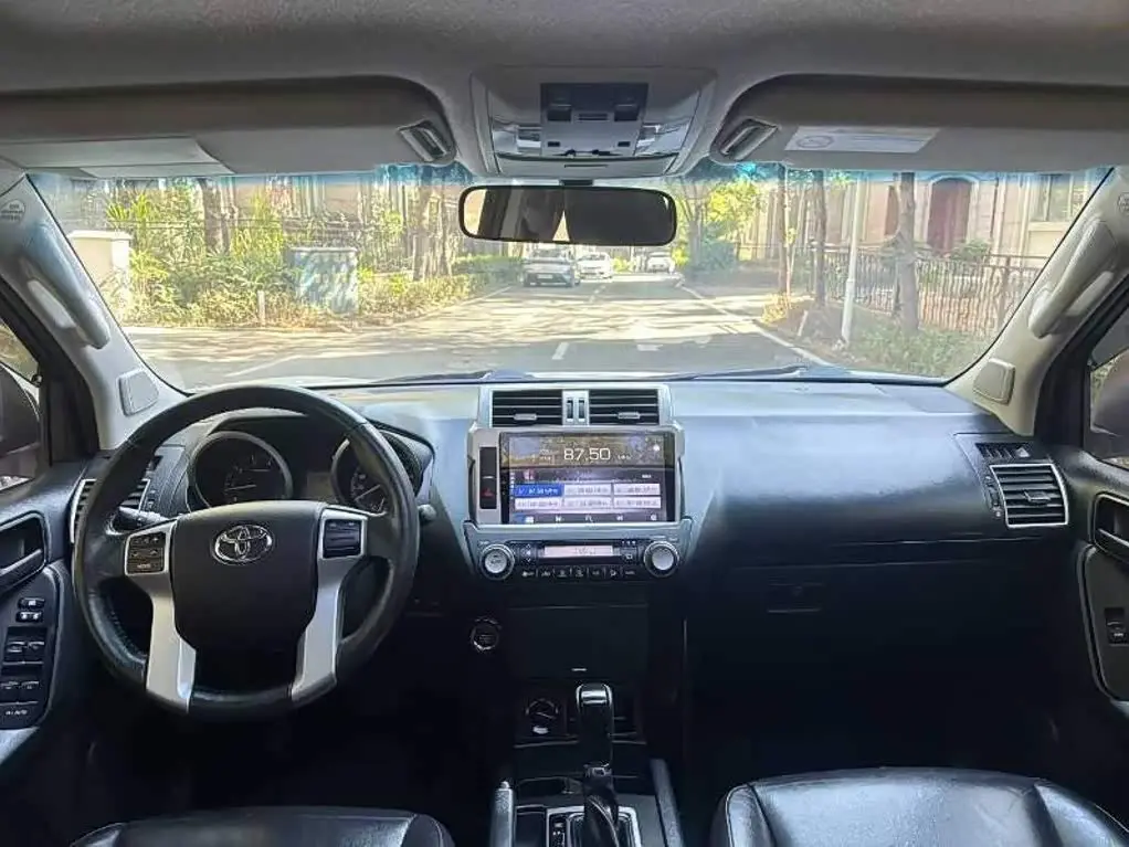 Toyota Prado 2017 — Фото 9/9