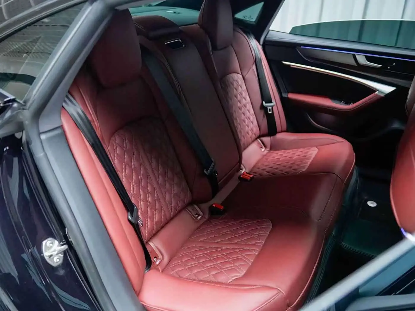 Audi A7L 2025 — Şəkil 7/11