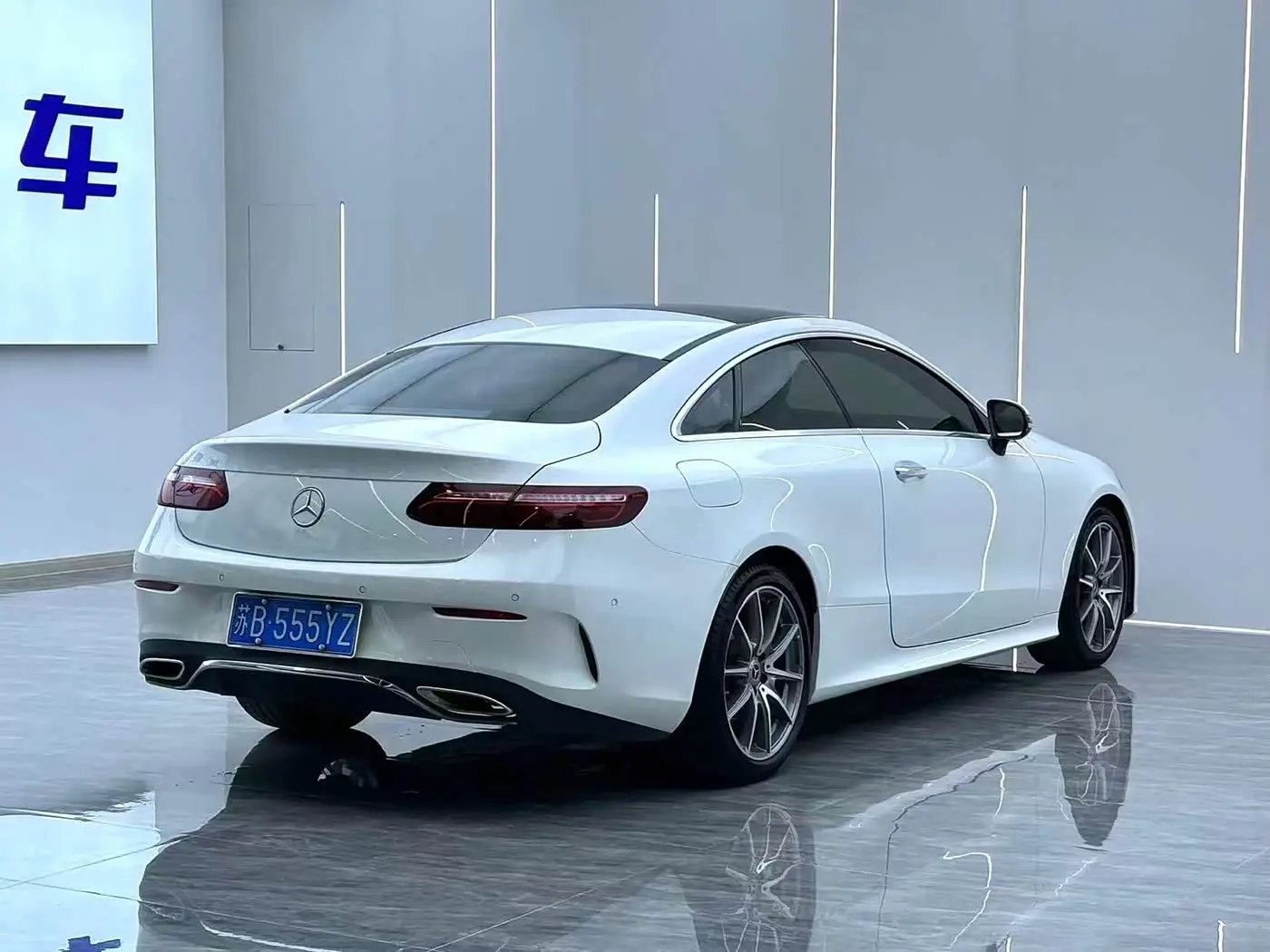 Mercedes-Benz E-Class 2023 — Фото 13/15