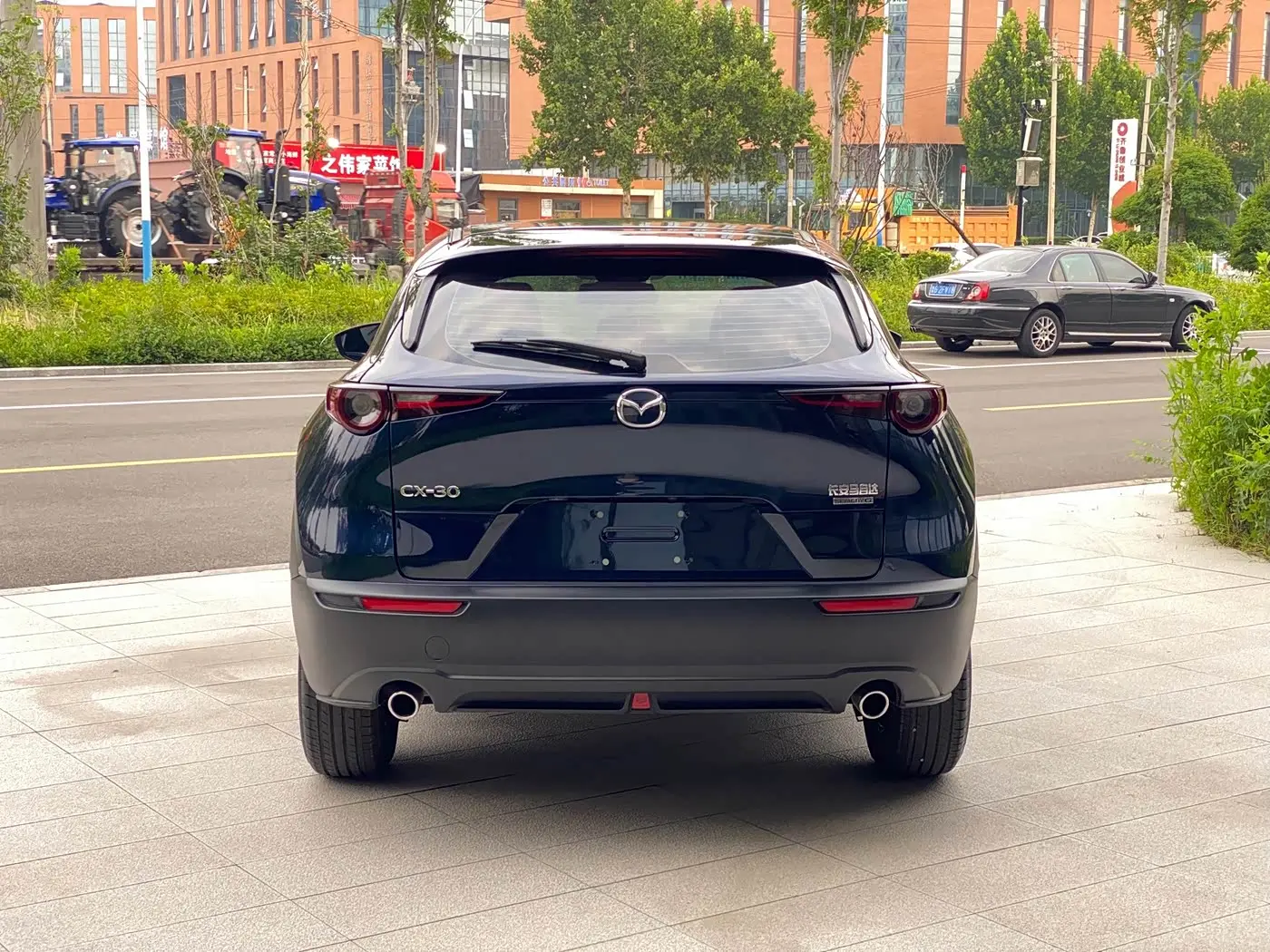 Mazda CX-30 2024 — Şəkil 8/17