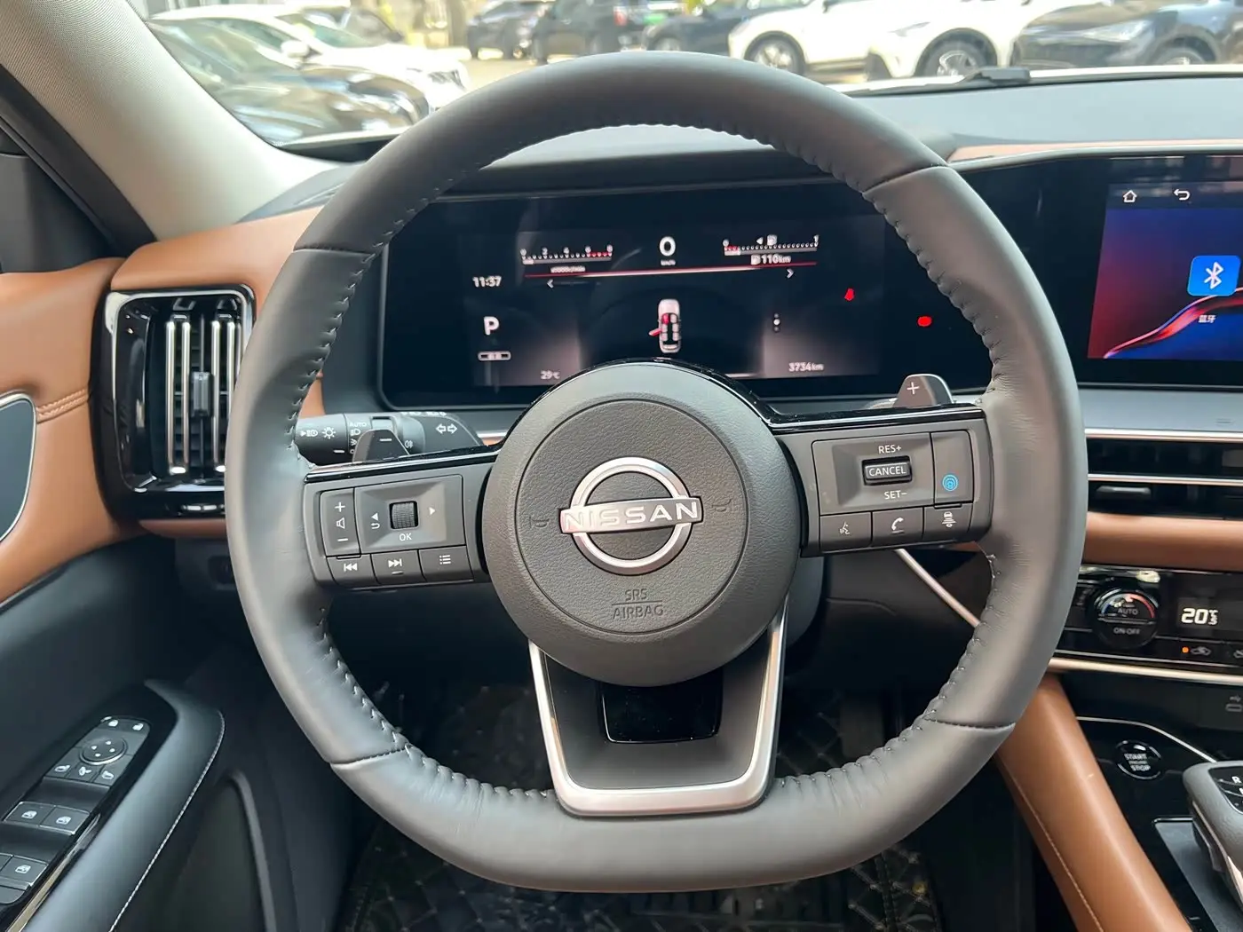 Nissan Terra 2025 — Photo 8/20
