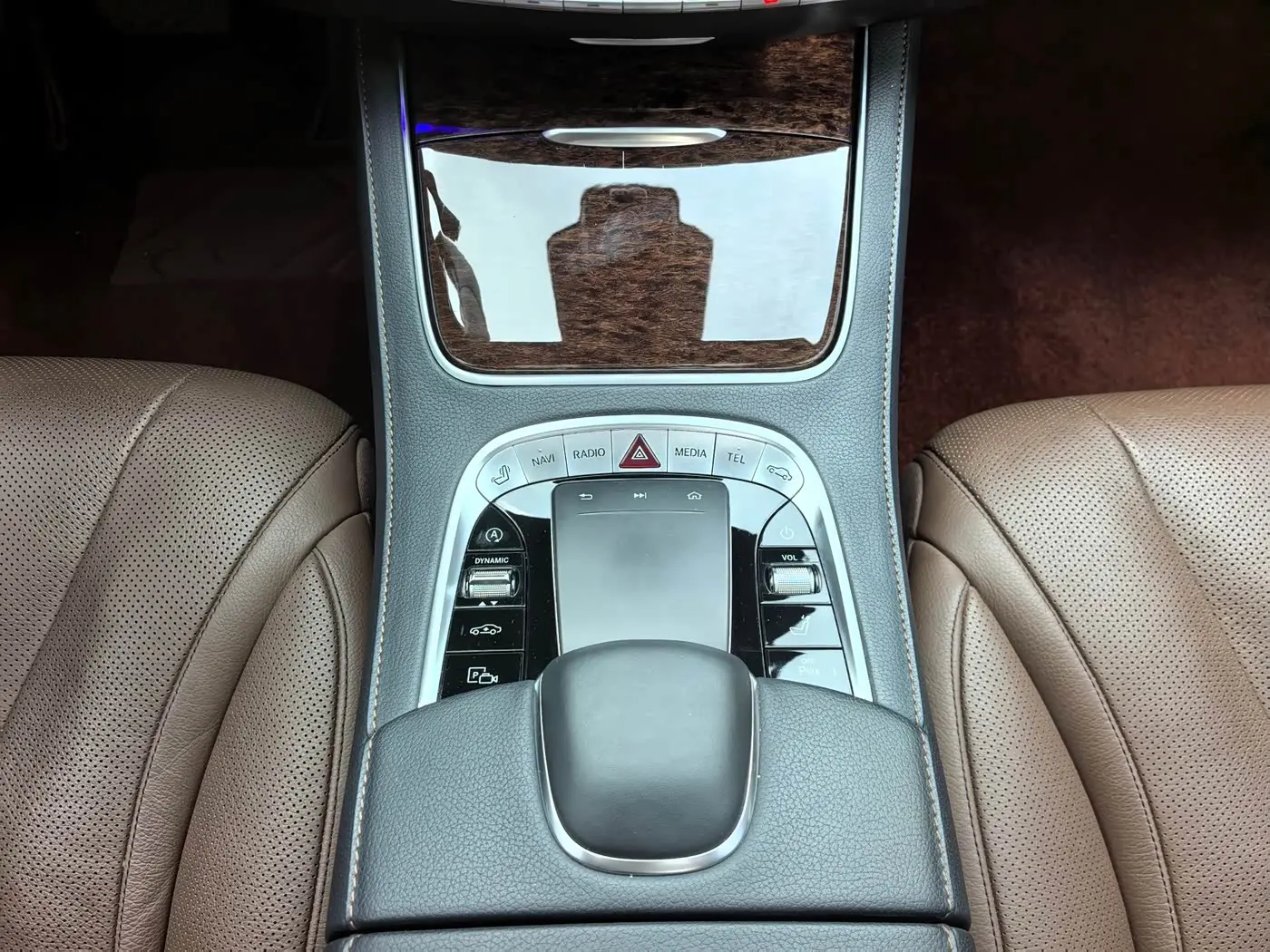 Mercedes-Benz S-Class 2019 — Photo 15/20