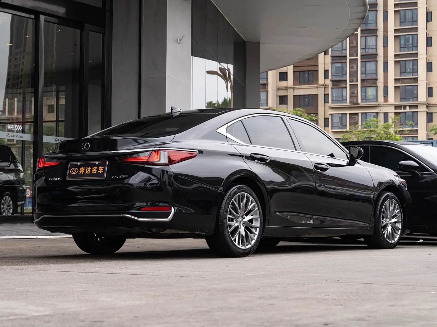 Lexus ES 2019 — Şəkil 3/20
