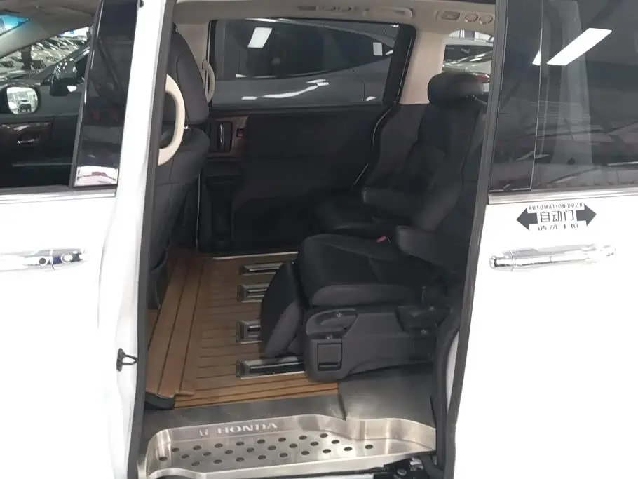 Honda Odyssey 2017 — Photo 11/16