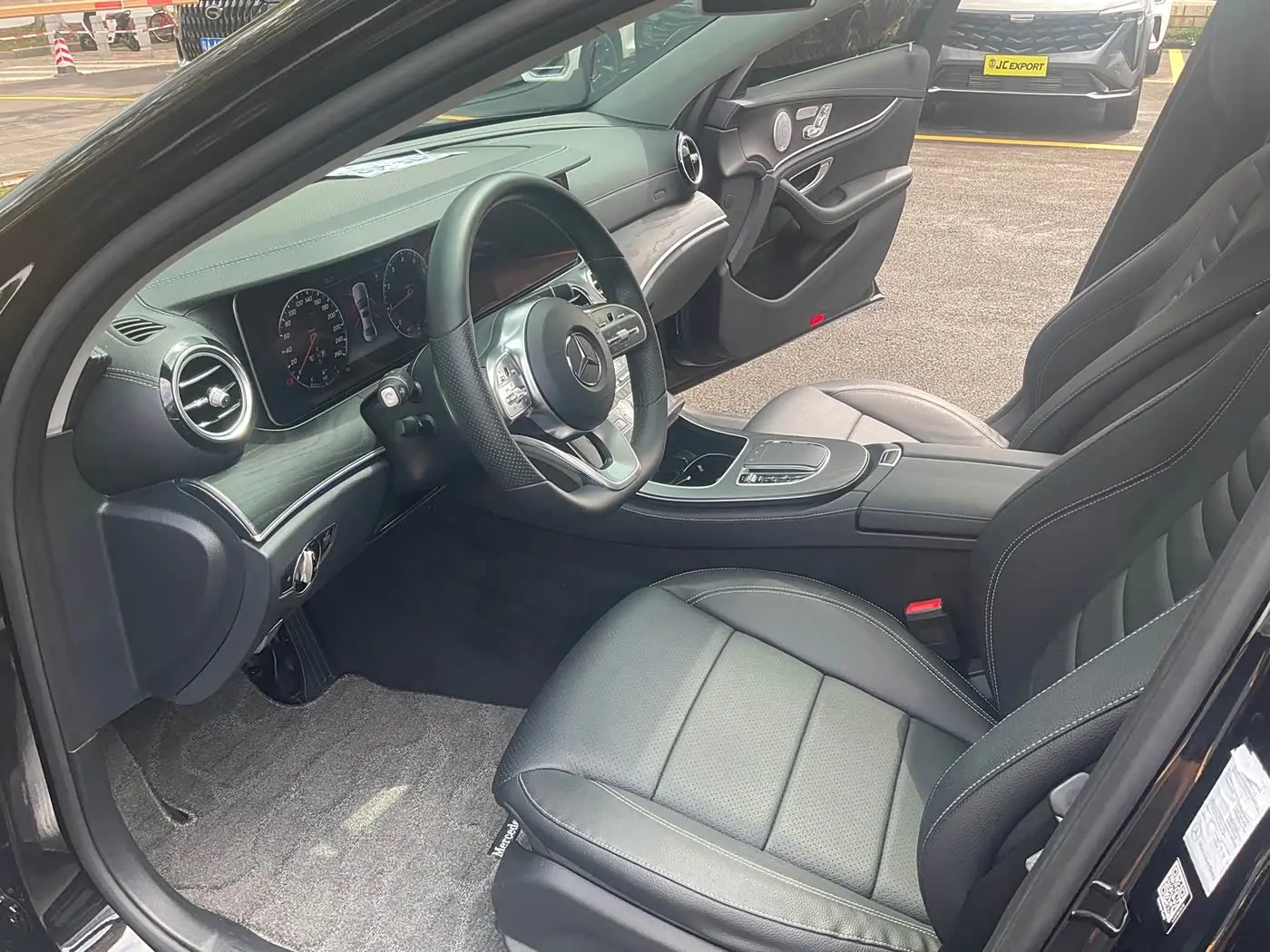 Mercedes-Benz E-Class 2019 — Şəkil 9/19