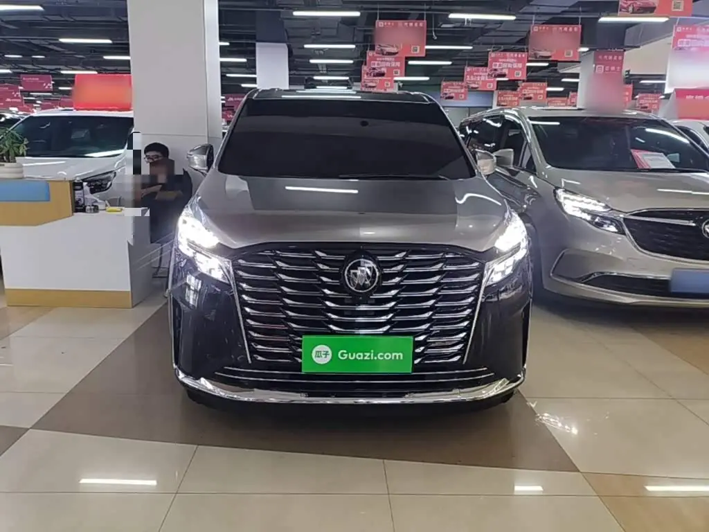 Buick GL8 2020 — Photo 3/20