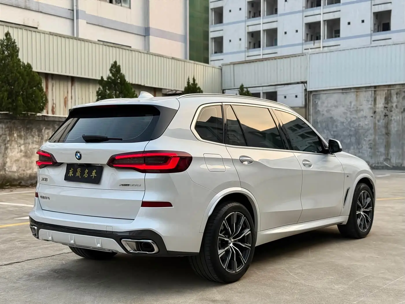 BMW X5 2023 — Photo 18/18
