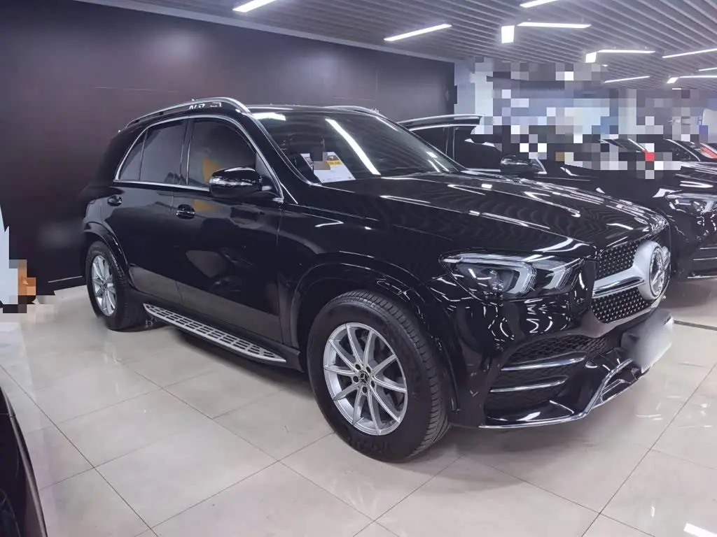Mercedes-Benz GLE 2021 — Photo 7/17