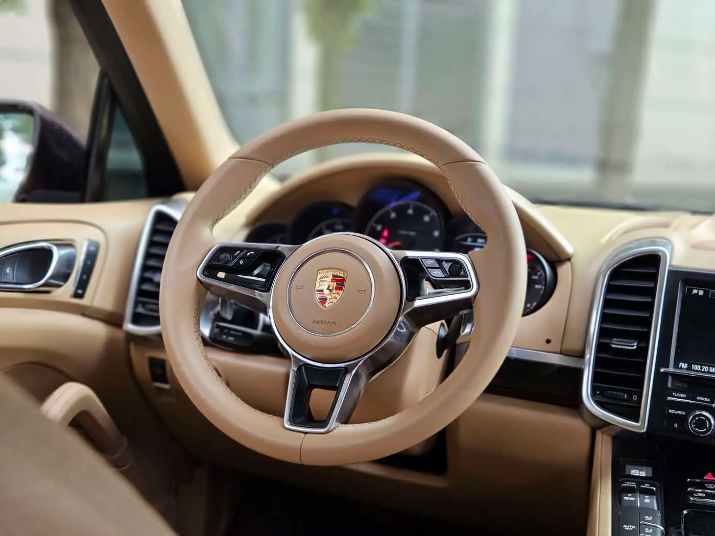 Porsche Cayenne 2015 — Şəkil 6/20