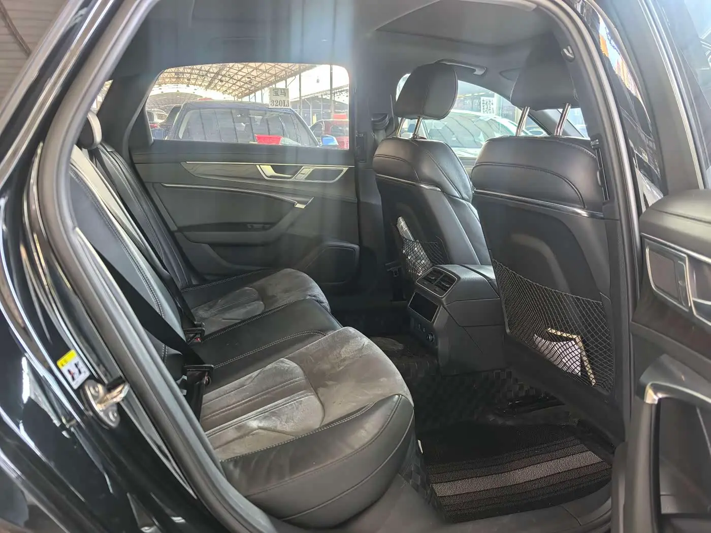 Audi A6L 2024 — Photo 5/17