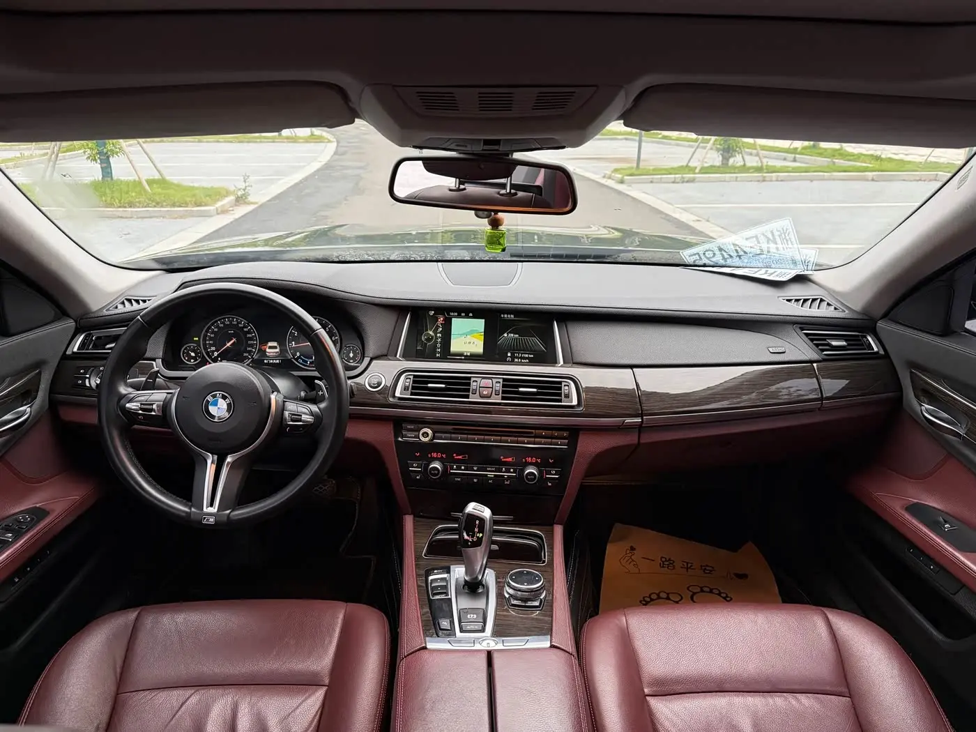 BMW 7 Series 2014 — Фото 12/16