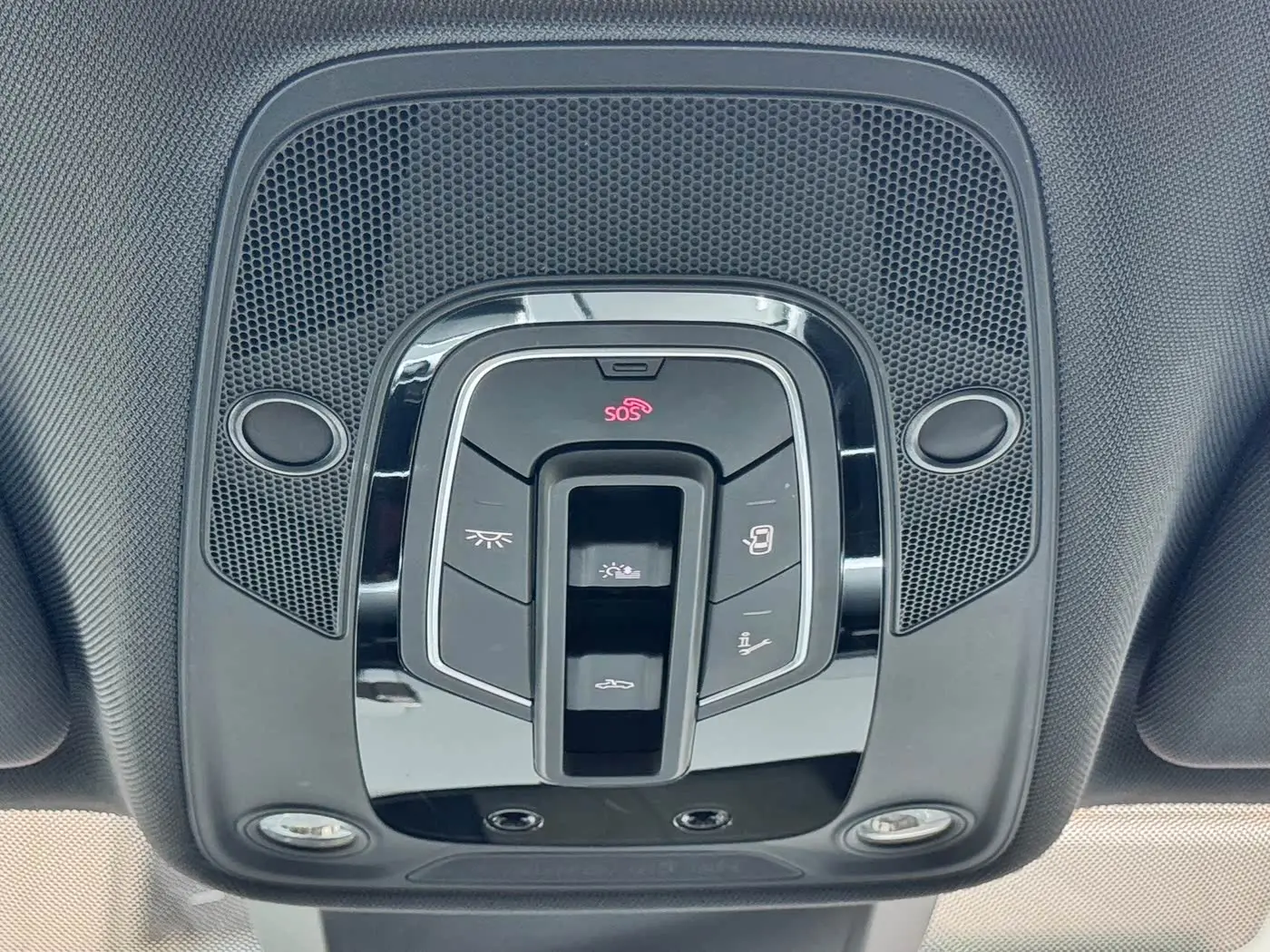 Audi A6L 2022 — Photo 18/20
