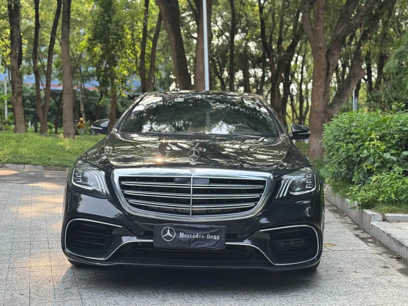 Mercedes-Benz S-Class 2017 — Photo 2/9