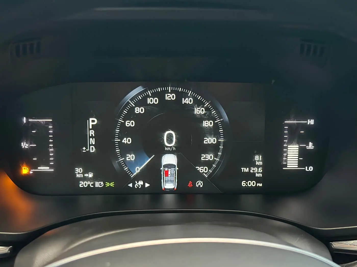 Volvo XC60 2019 — Фото 13/13